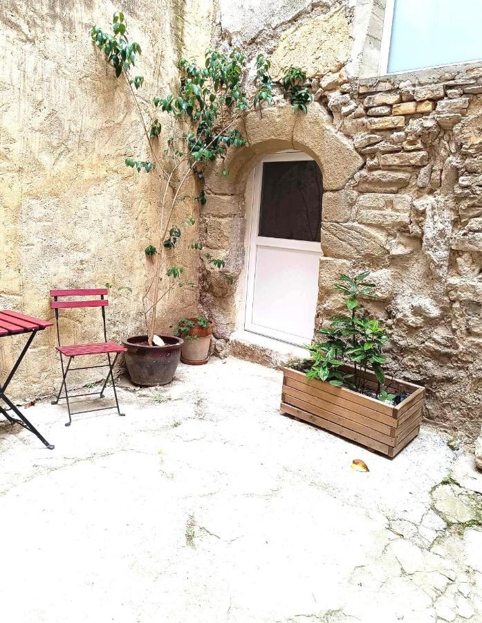 Appartement Centre L'Isle Sur La Sorgue Exteriör bild